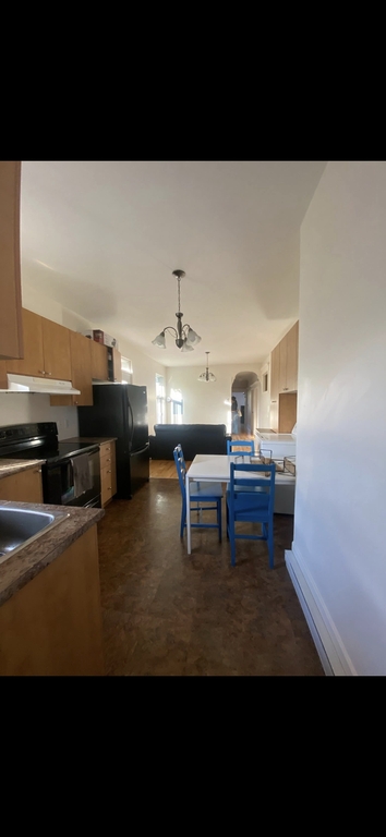 Chambre Disponible Au 1er Avril | 3215943