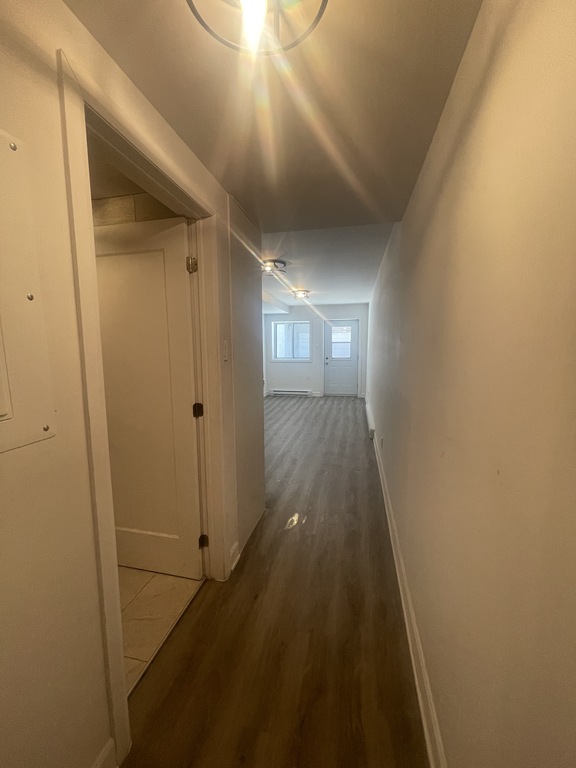 Studio Complètement Rénové, Propre Et Lu | 3215957