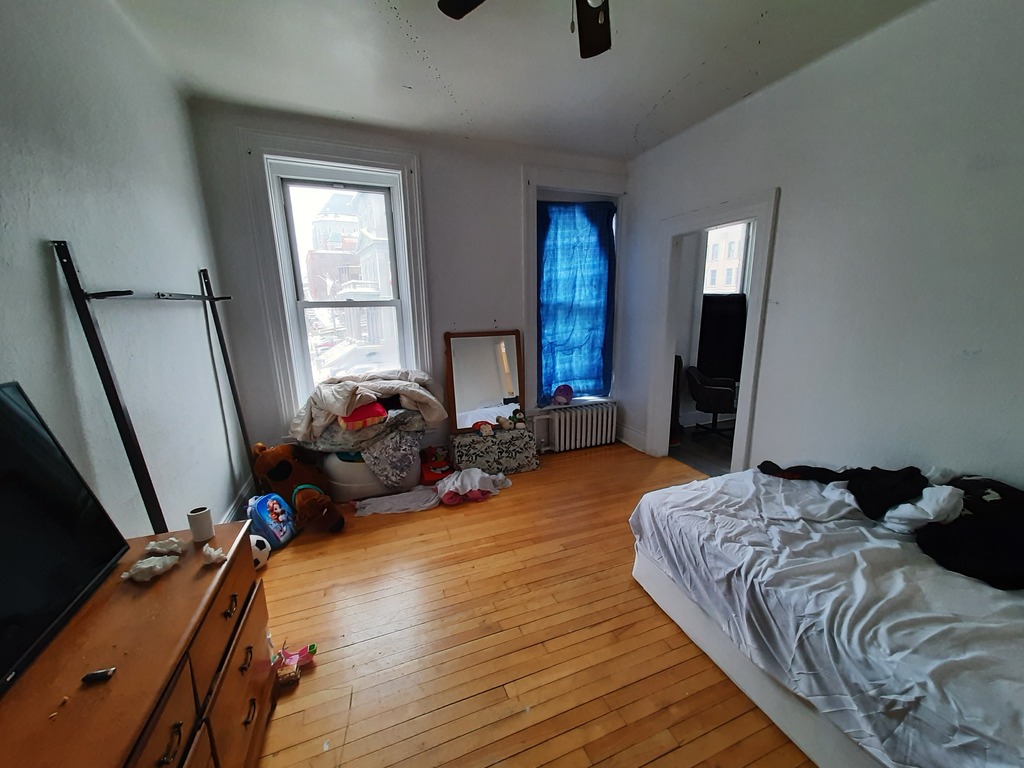 2 1/2 Au Centre-ville - 1er Juillet 2026 | 3215965