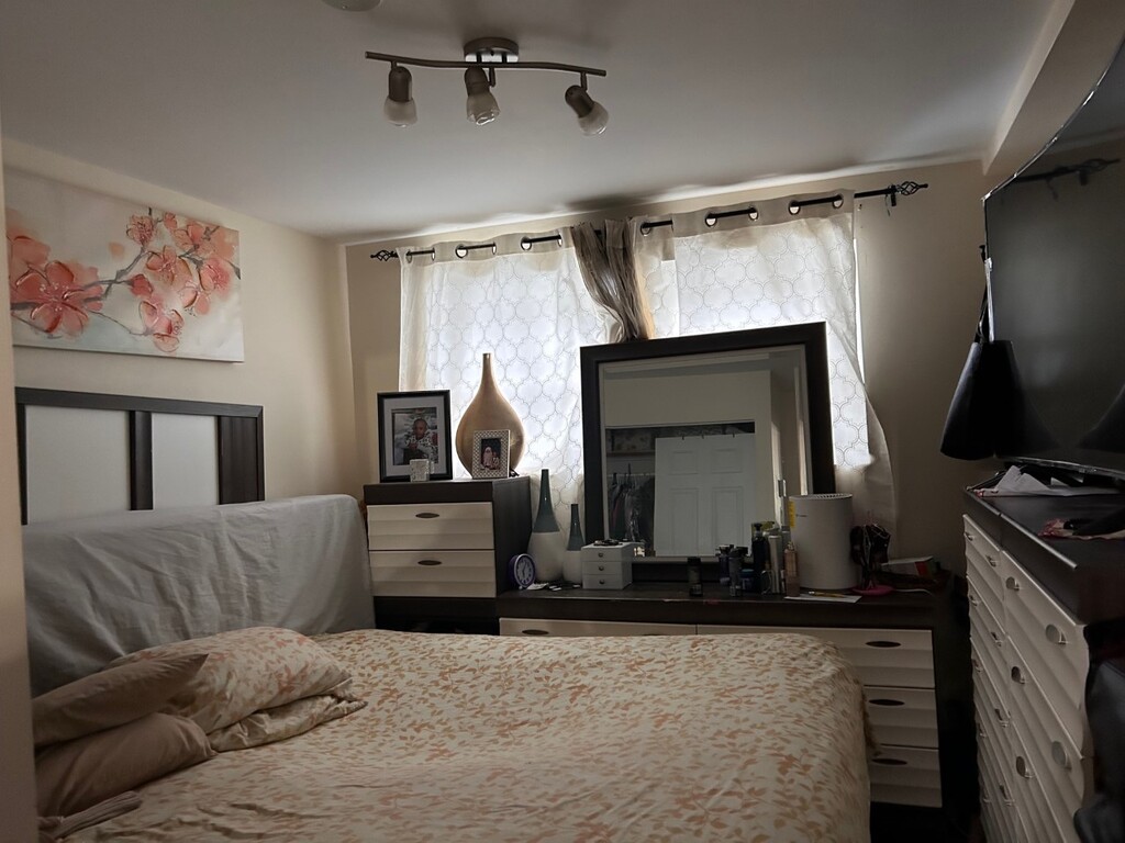 3 1/2 Demi Sous-sol | 3215982