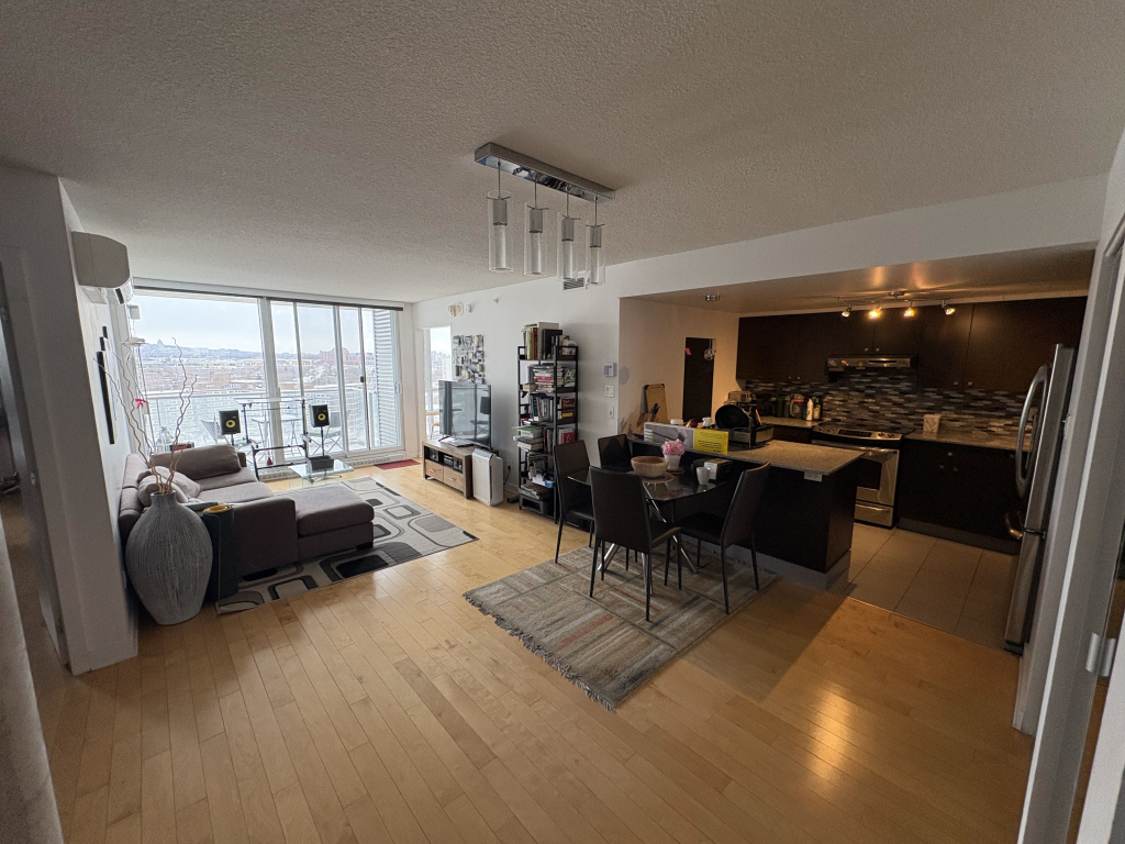 Chambre Ensoleillée, Meublée, Tout Inclu | 3216054