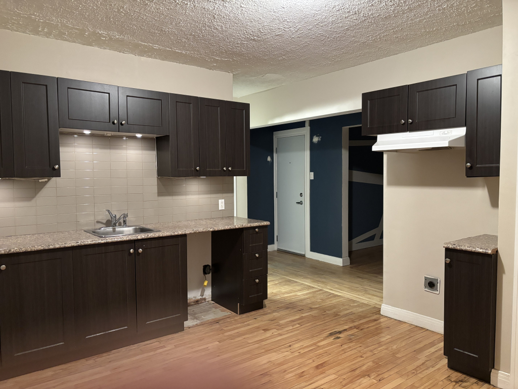 4 1/2 - 3e étage - Près Du CEGEP Et Com | 3216056