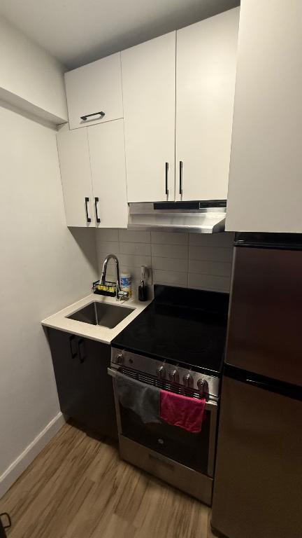 Appartement studio et salle de bain | 3216081