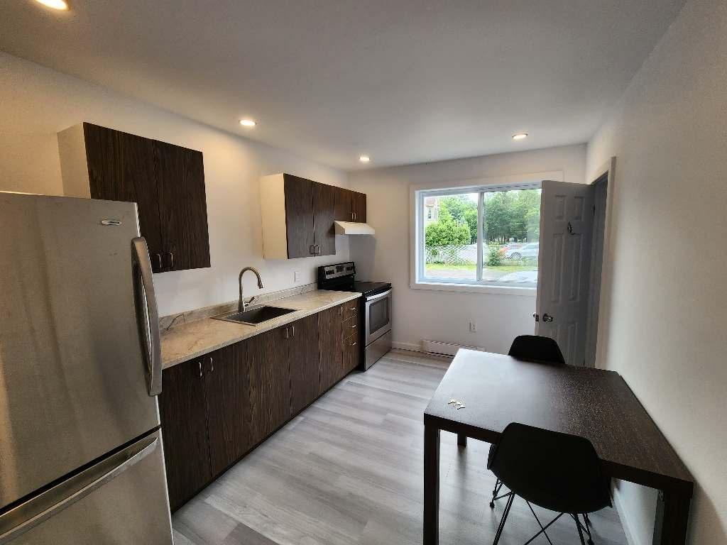 3 ½ rénové tout inclus – Centre-ville Valleyfield – 1er étage | 3216089