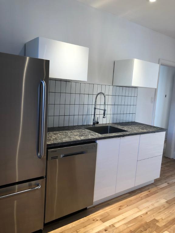 Studio à louer incluant 5 électroménagers – disponible 1er mai 2026 | 3216091