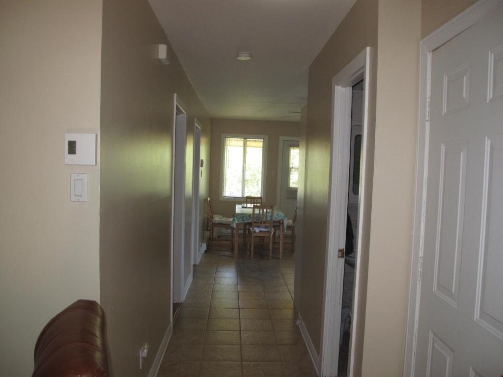 Très beau 4 1/2 près de TOUT et TRANQUILLE !!! | 3216099