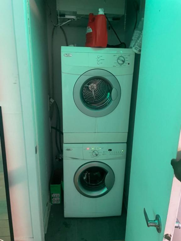 Beau 4 ½ à louer par mois. 2 chambres fermées Salon spacieux Cuisine fonctionnelle Salle de bain complète Appartement propre et bien entretenu, idéal | 3216101