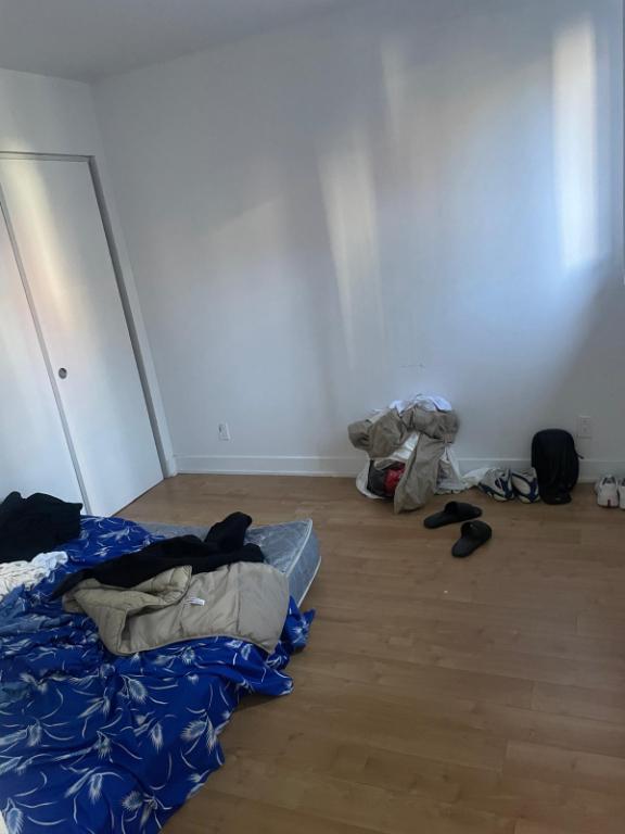 Beau 4 ½ à louer par mois. 2 chambres fermées Salon spacieux Cuisine fonctionnelle Salle de bain complète Appartement propre et bien entretenu, idéal | 3216101