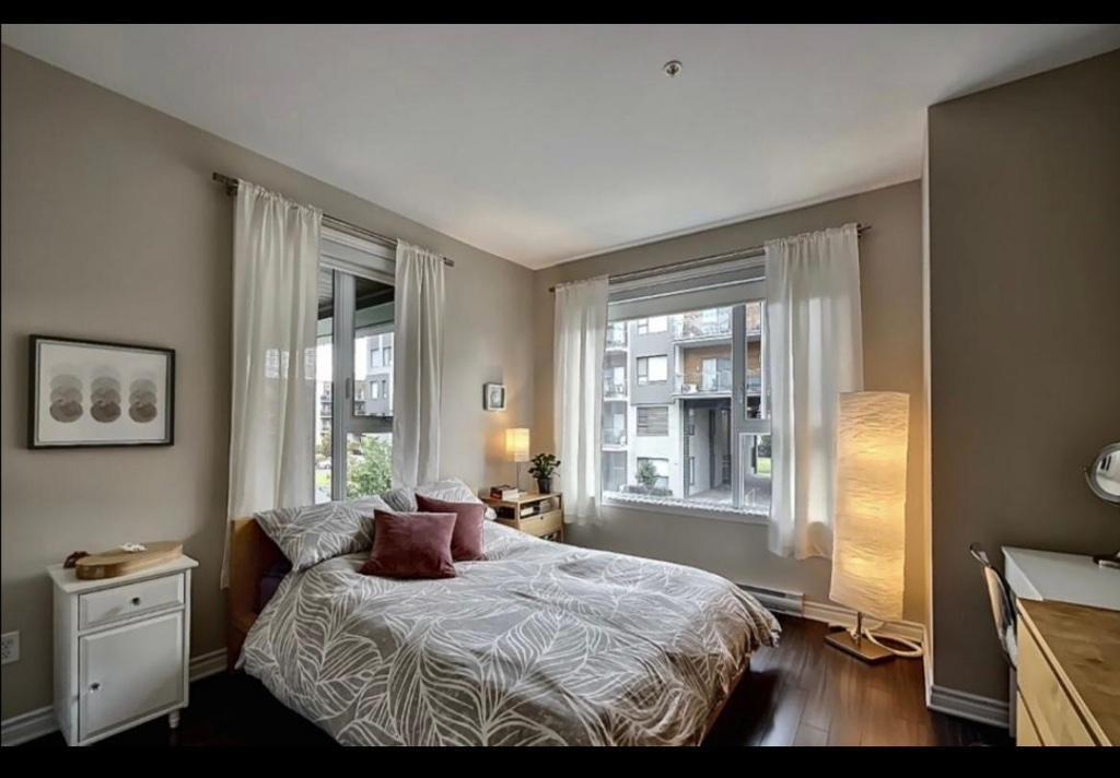 Condo à louer | 3216119