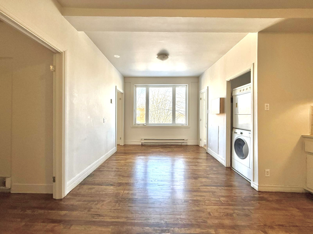 4.5 Semi-Meublé à St-Sauveur | 3216141