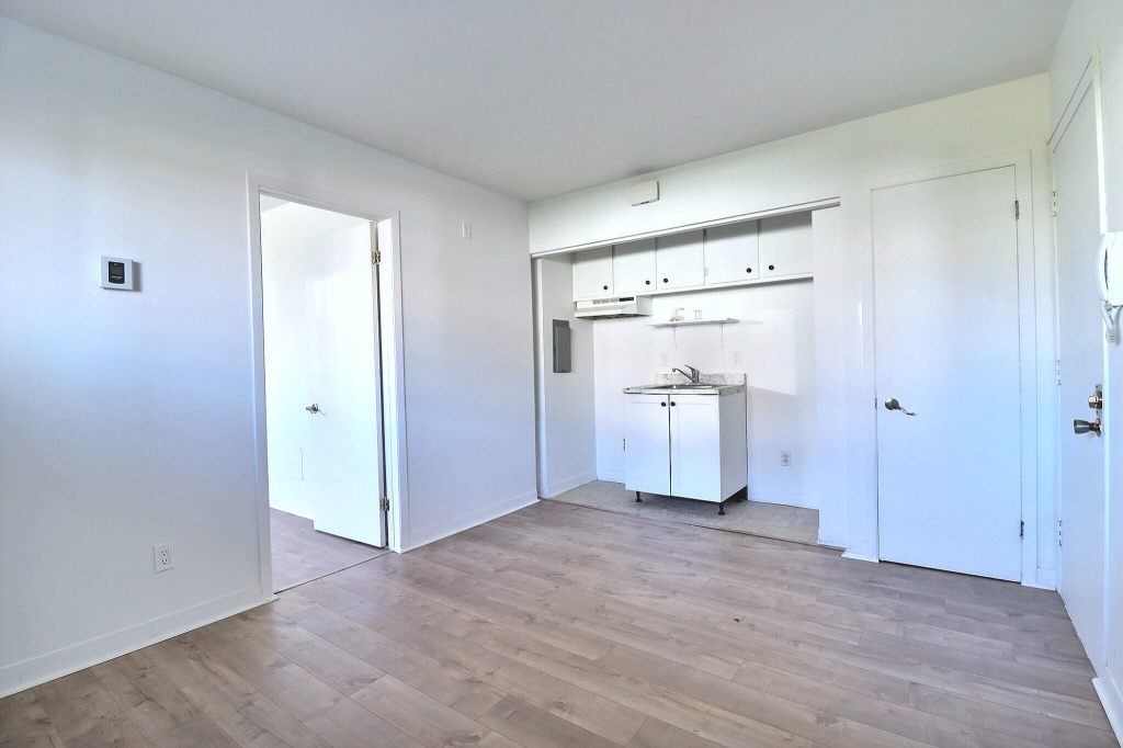 2 1/2 | Ste-Foy | Disponible Maintenant | 3216146