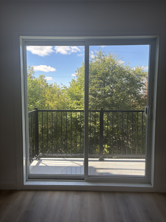 BEAU STUDIO|RÉNOVÉ|DISPONIBLE MAINTENANT | 3216181