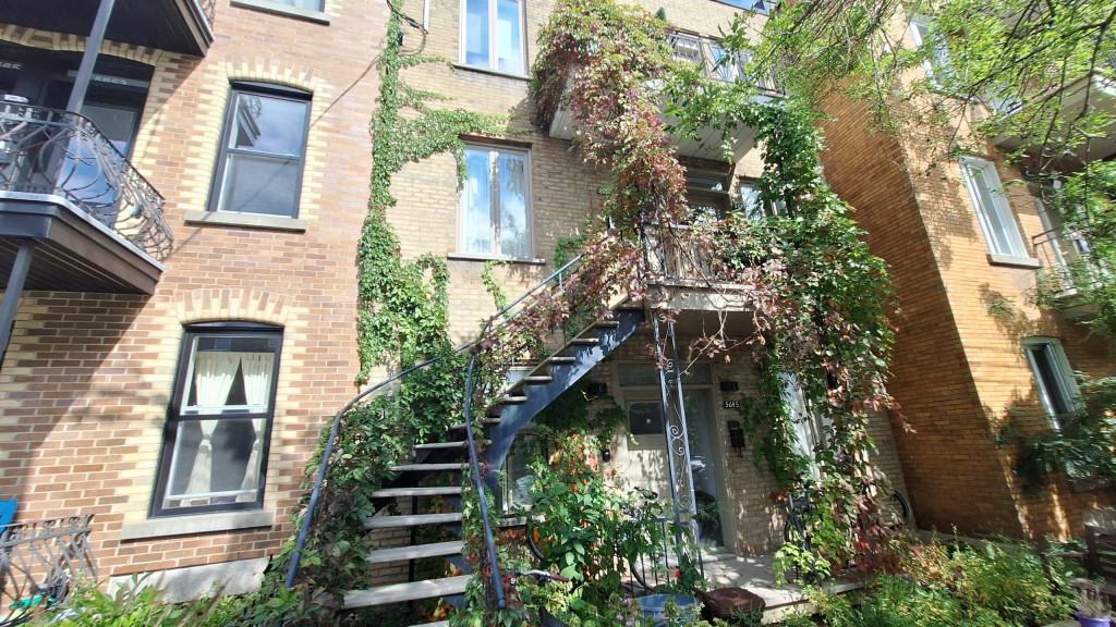 Joli Et Bien Situé | 3216186