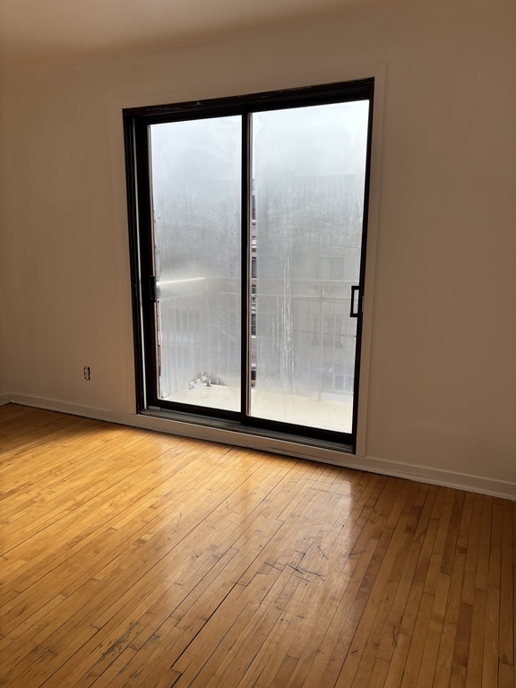 Grand 4 1/2 | 3216255