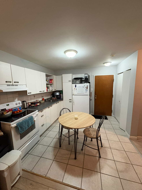 3 1/2 Cession De Bail 1er Mois 900& | 3216279