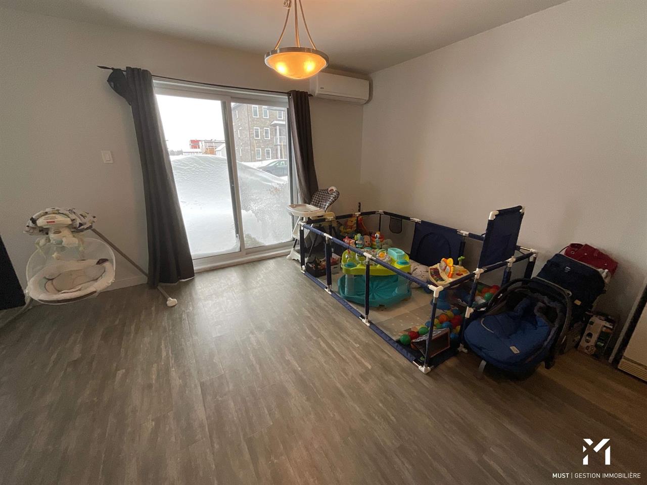1 CH - 1 SDB - Lévis - $1,100 /mo | 3216282