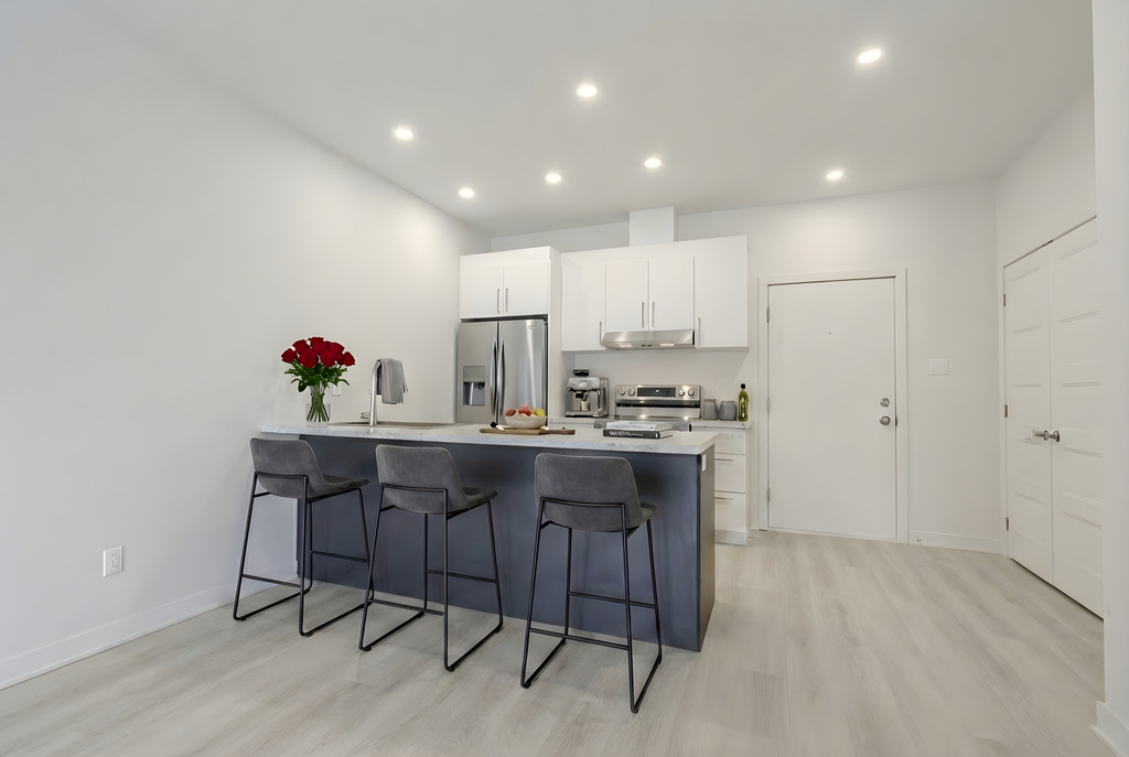 Studio Semi-meublé Moderne - Huntingdon | 3216293