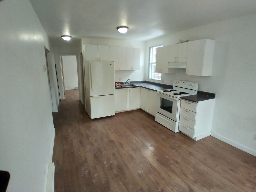 CENTRE-SUD – 3 ½ INCLUS 4 ELECTRO | 3216296