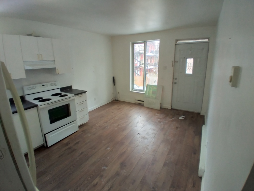 CENTRE-SUD – 3 ½ INCLUS 4 ELECTRO | 3216296