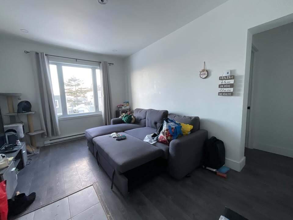 1 CH - 1 SDB - Québec - $1,100 /mo | 3216299