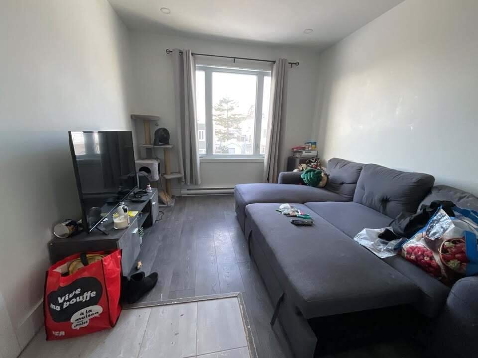 1 CH - 1 SDB - Québec - $1,100 /mo | 3216299