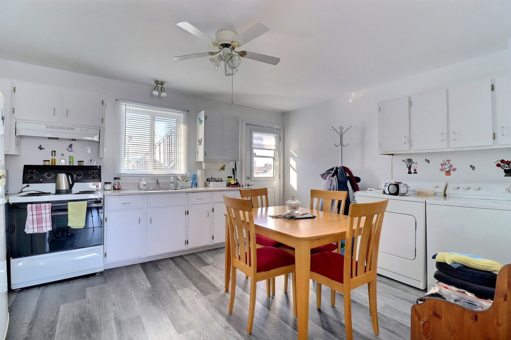 4.5 |St-Étienne-de-Lauzon| Stationnement | 3216450