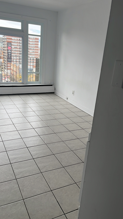 Studio Abordable – 1 Mois Gratuit | 3216475