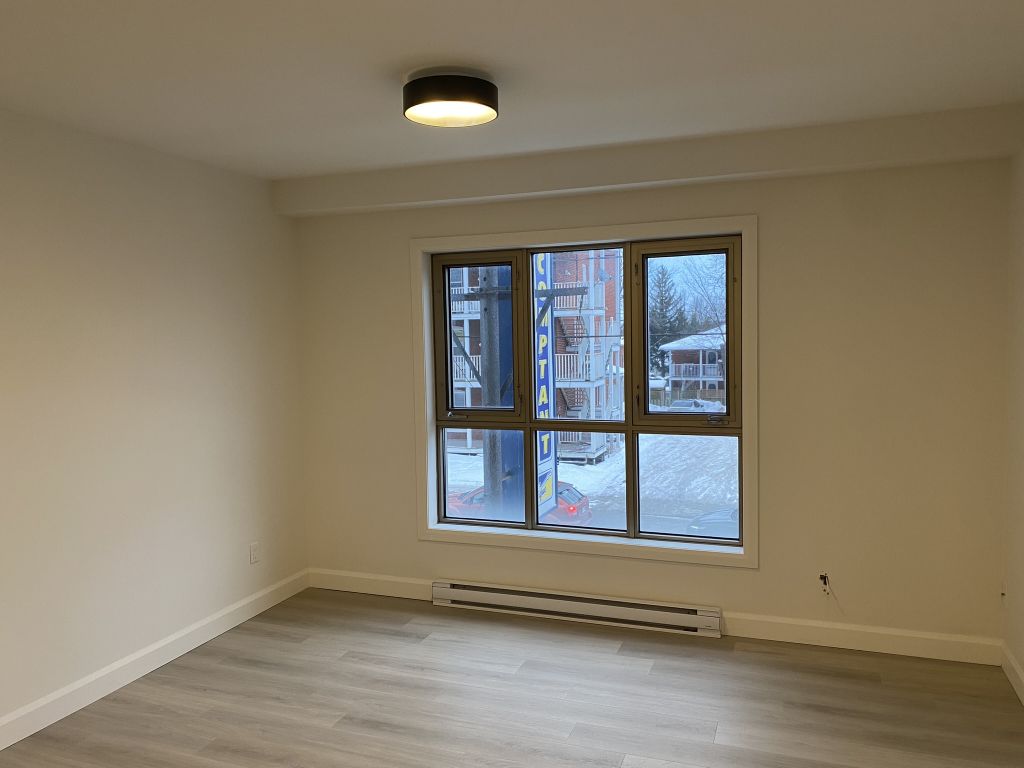 BEAU 3½ | INTERNET-CHAUFFAGE-EAU CHAUDE | 3216479