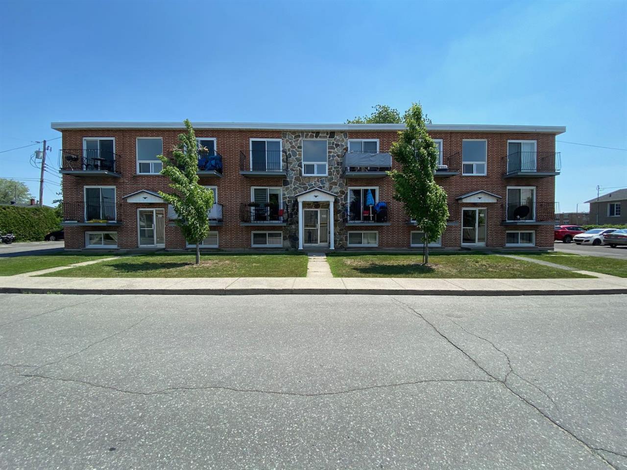 One-Bedroom (3.5) - 189-193-197 Rue Desjardins, Granby | 3216522