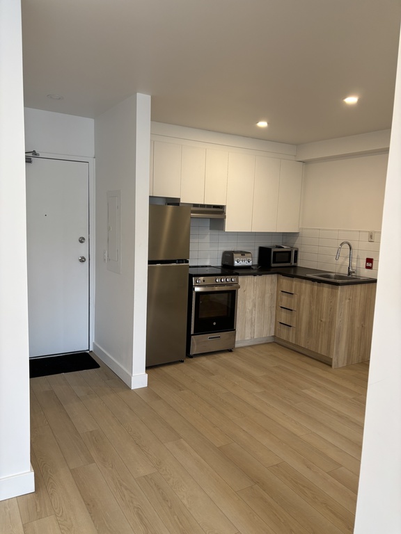 3½ Rénové – Tout Inclus – Stationnement | 3216564