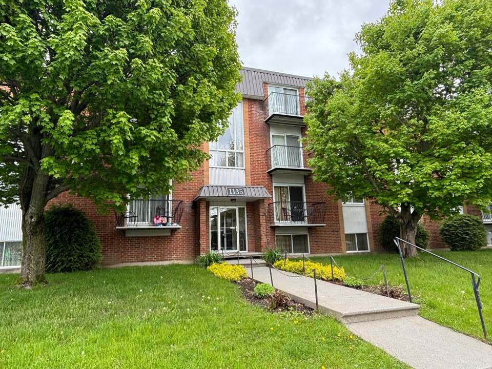 4½| RÉNOVÉ | CHAUFFAGE-EAU CHAUDE|PROMO | 3216595