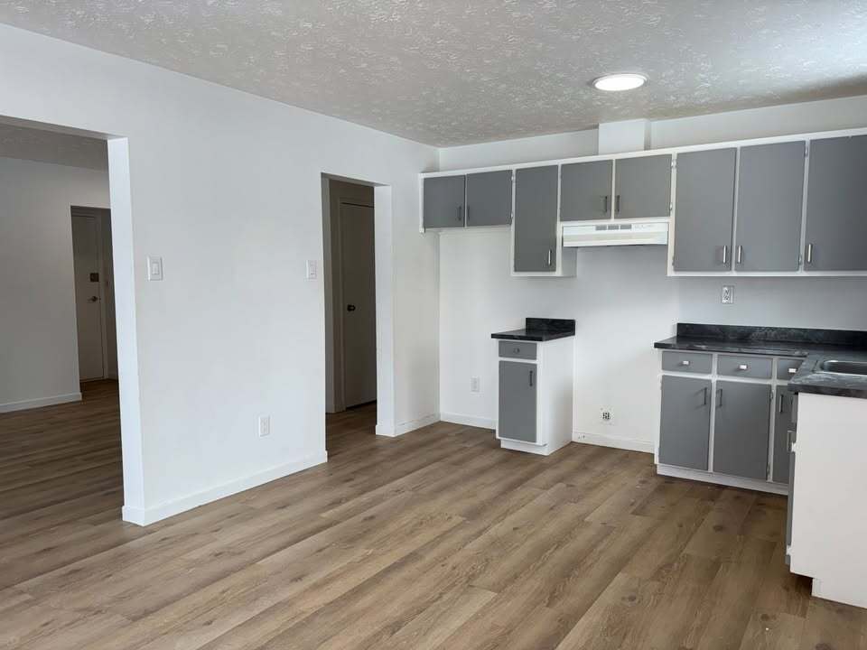 BEAU 4 1/2 | CHAUFFAGE & EAU CHAUDE | 3216602