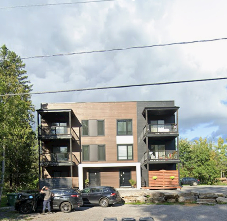 4 1/2 Libre Juillet 2026 | 3216621