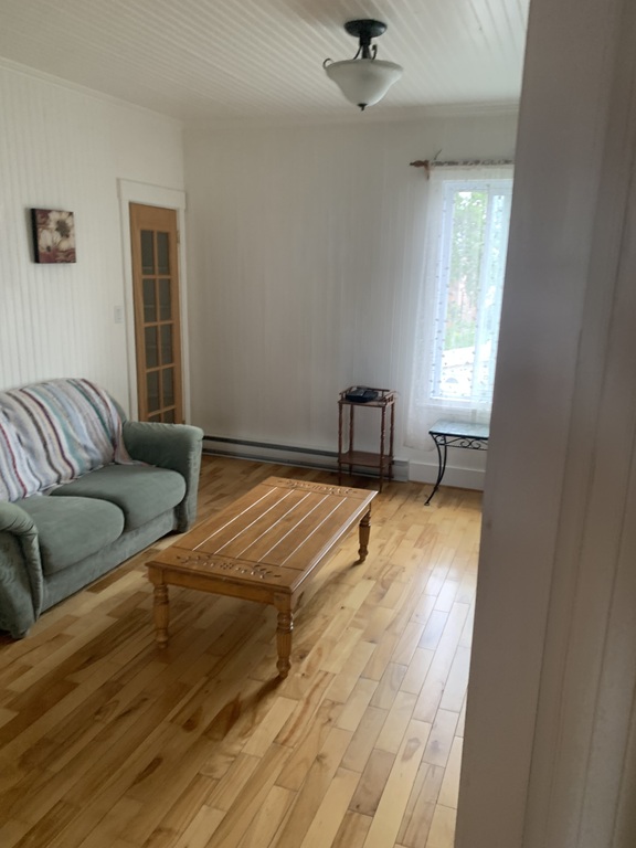 Appartement Coquet Au 2 Ieme Etage | 3216641