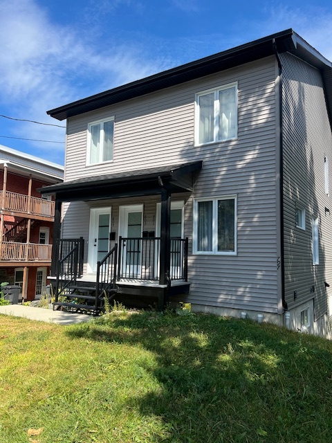 3 ½ Moderne Et Bien Situé à Sherbrooke | 3216652