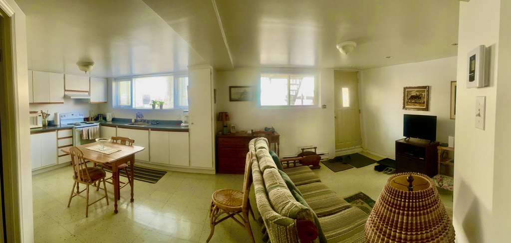 3½ Lumineux Entrée Privée – Métro | 3216654