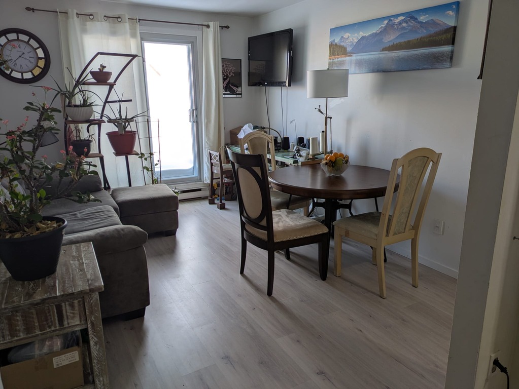 LAVAL, AUTIEUL- BEAU GRAND 3 1/2 A LOUE | 3216659