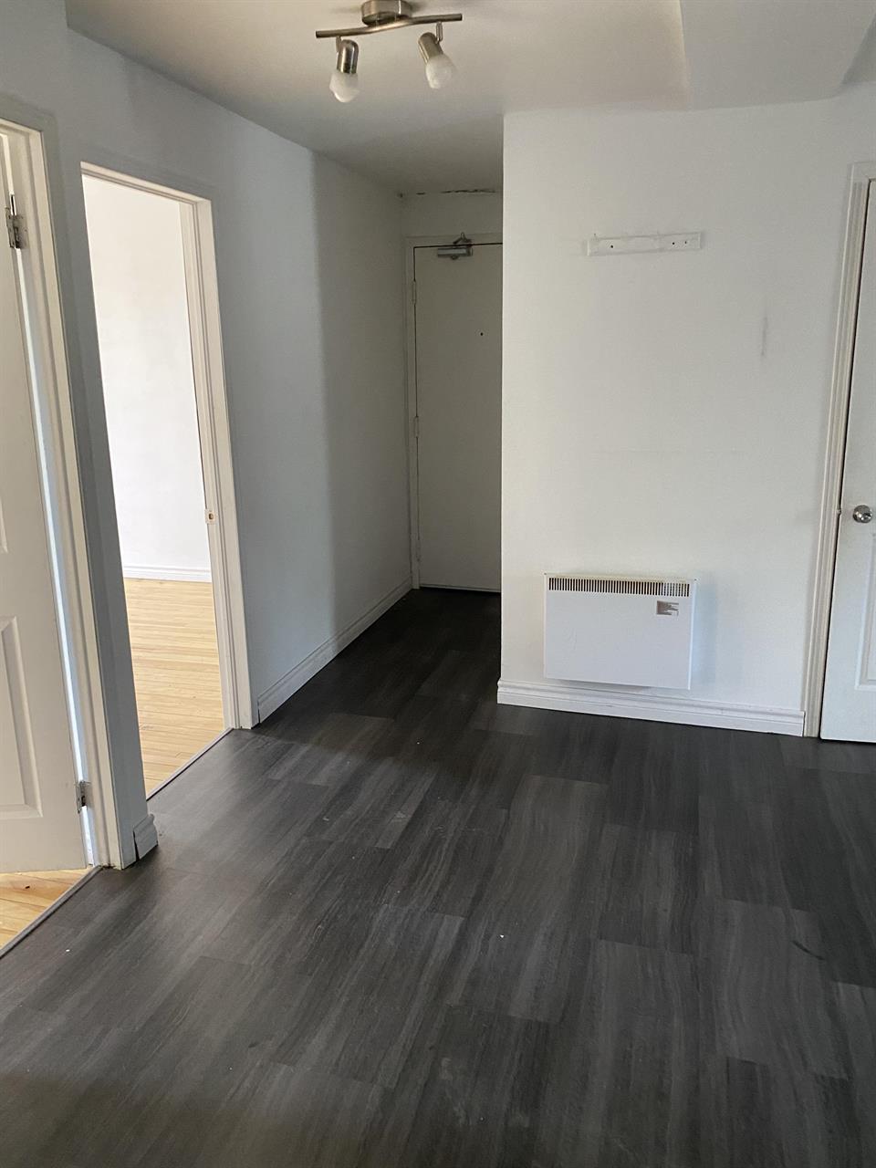 Immeuble - 107-109-111 Queen 4 ½ à Louer – Secteur Lennoxville, Sherbrooke | 3216717