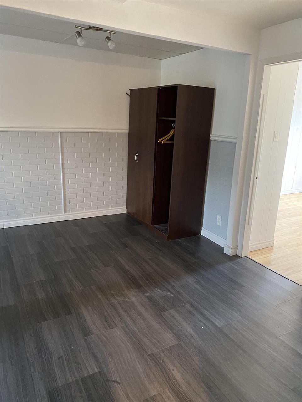 Immeuble - 107-109-111 Queen 4 ½ à Louer – Secteur Lennoxville, Sherbrooke | 3216717