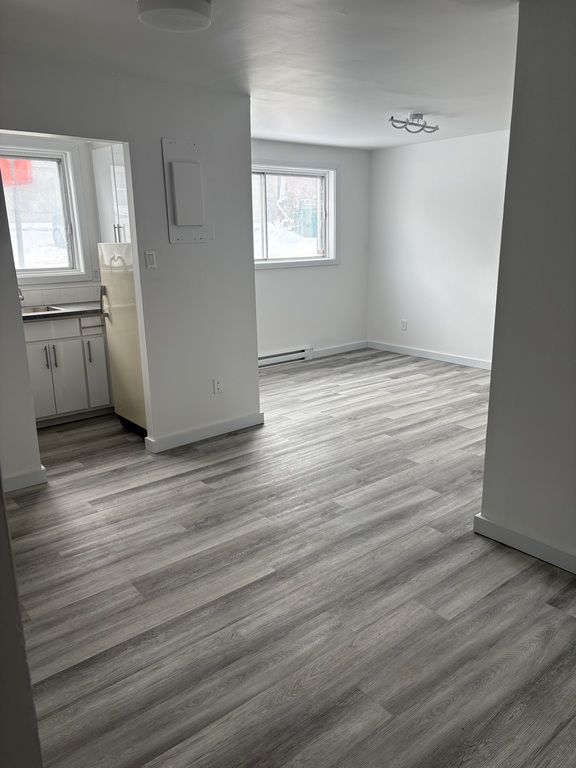 3 1/2 Laval Des Rapides Metro Concorde | 3216770