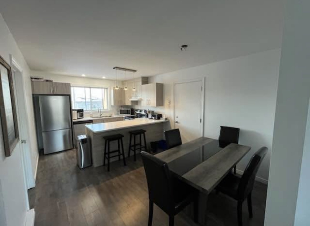 Appartement à Louer | 3216823