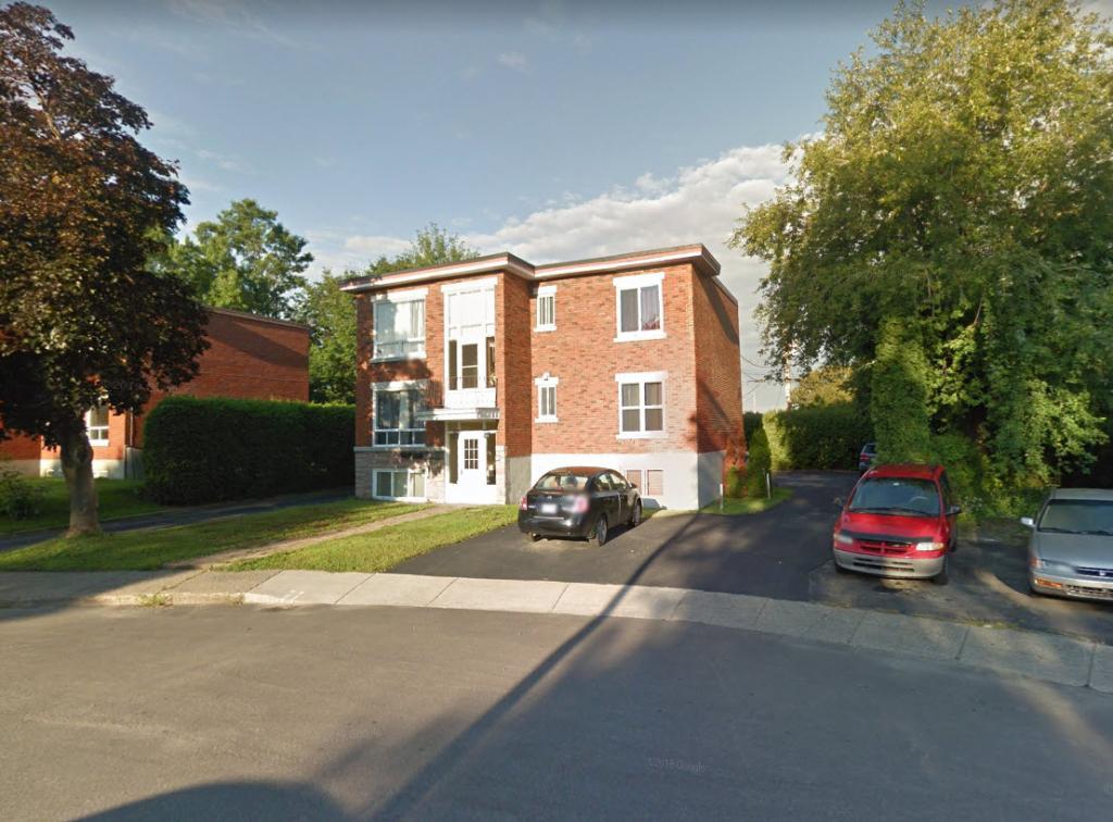 2 1/2 a louer a St-Jerome. | 3220328