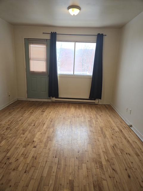 Studio 1.5 semi-meublé pour 1e avril | 3216855