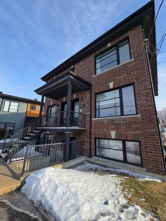 Beau grand condo 4 et demi a louer | 3220367