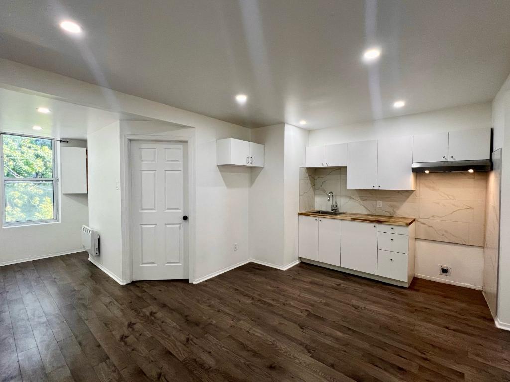 Beau 4 ½ rénové en face du métro LaSalle, Verdun | 3220375