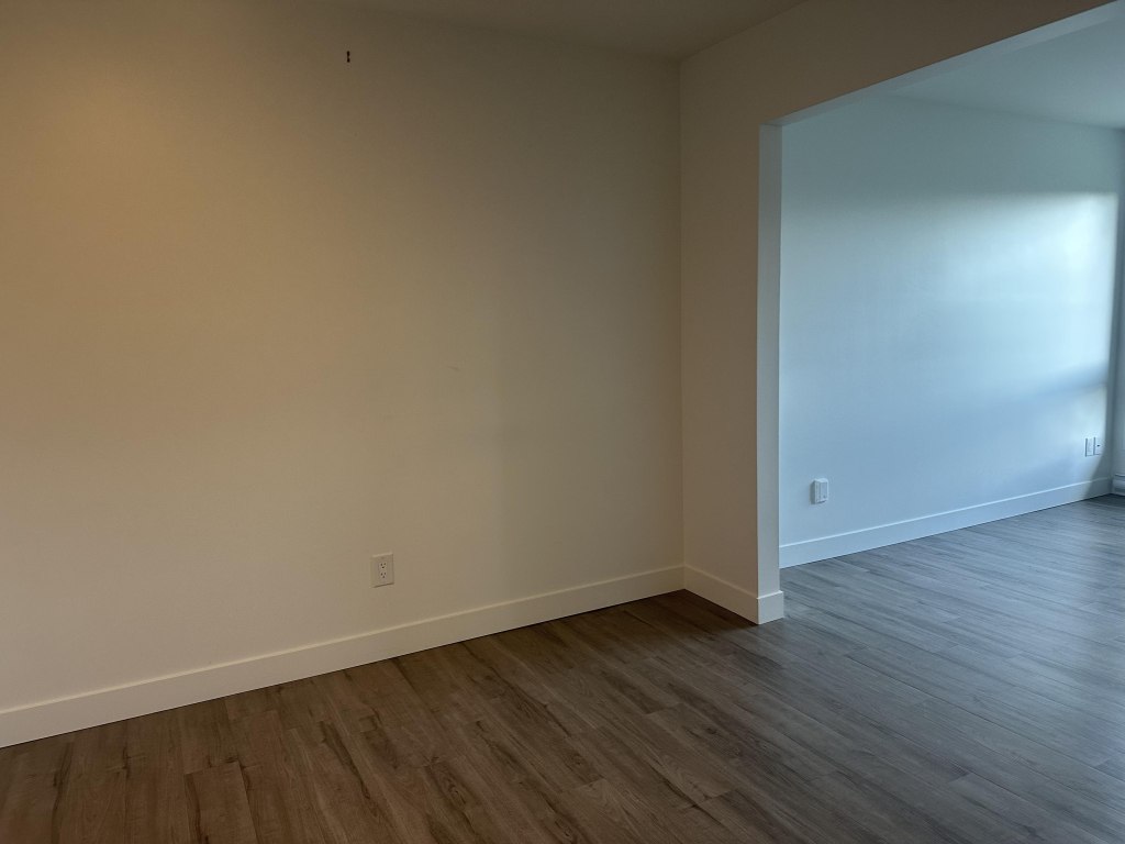 GRAND 4½ |INTERNET-CHAUFFAGE-EAU CHAUDE | 3216944