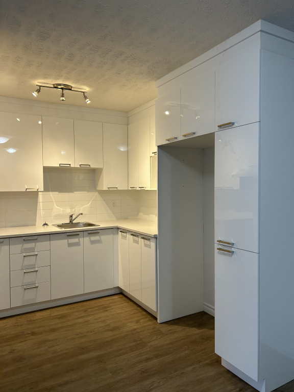 4 1/2 Secteur Carrefour De L`estrie | 3217058