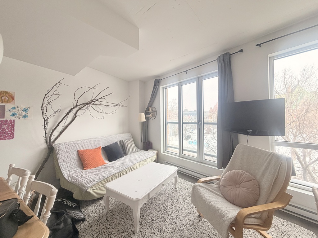 Studio Semi Meublé Dans Le Vieux-Québec | 3238682