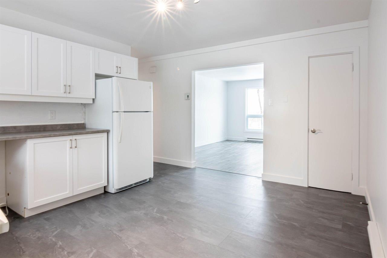 Immeuble - 475 7e Avenue 4 1/2 à Louer | 3217207