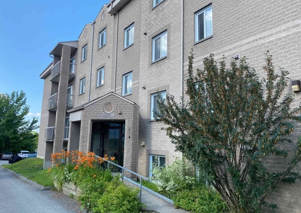 BEAU 4½ |MONTE-CHARGE|1 MOIS GRATUIT | 3217241